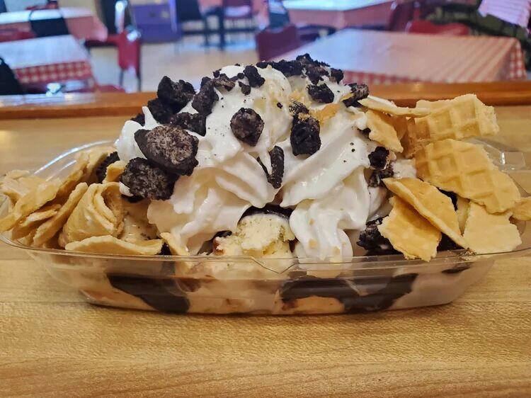 WAFFLE CRUNCH SUNDAY
