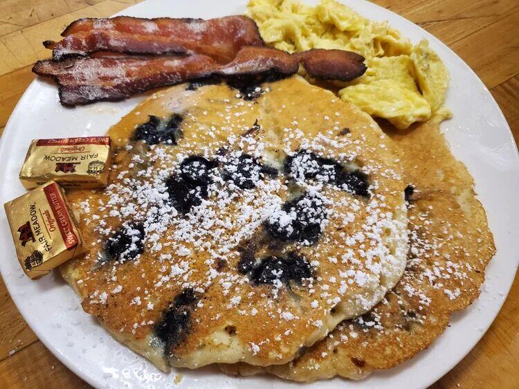 BLUEBERRY PANCAKE